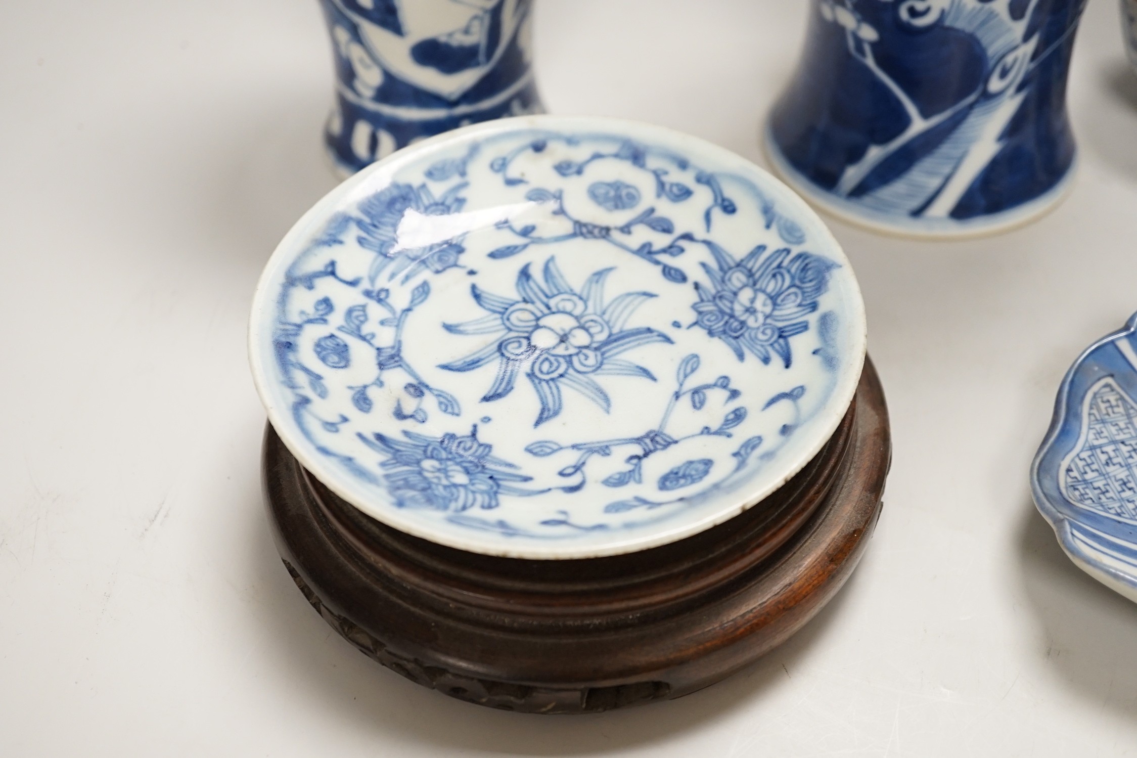 A group of 19th century and later Chinese blue and white porcelain, tallest 31cm